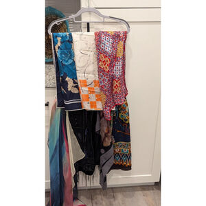Women's Fashion Multi-color Scarves.
